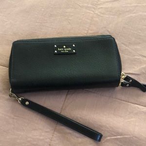 Kate Spade Wristlet Wallet